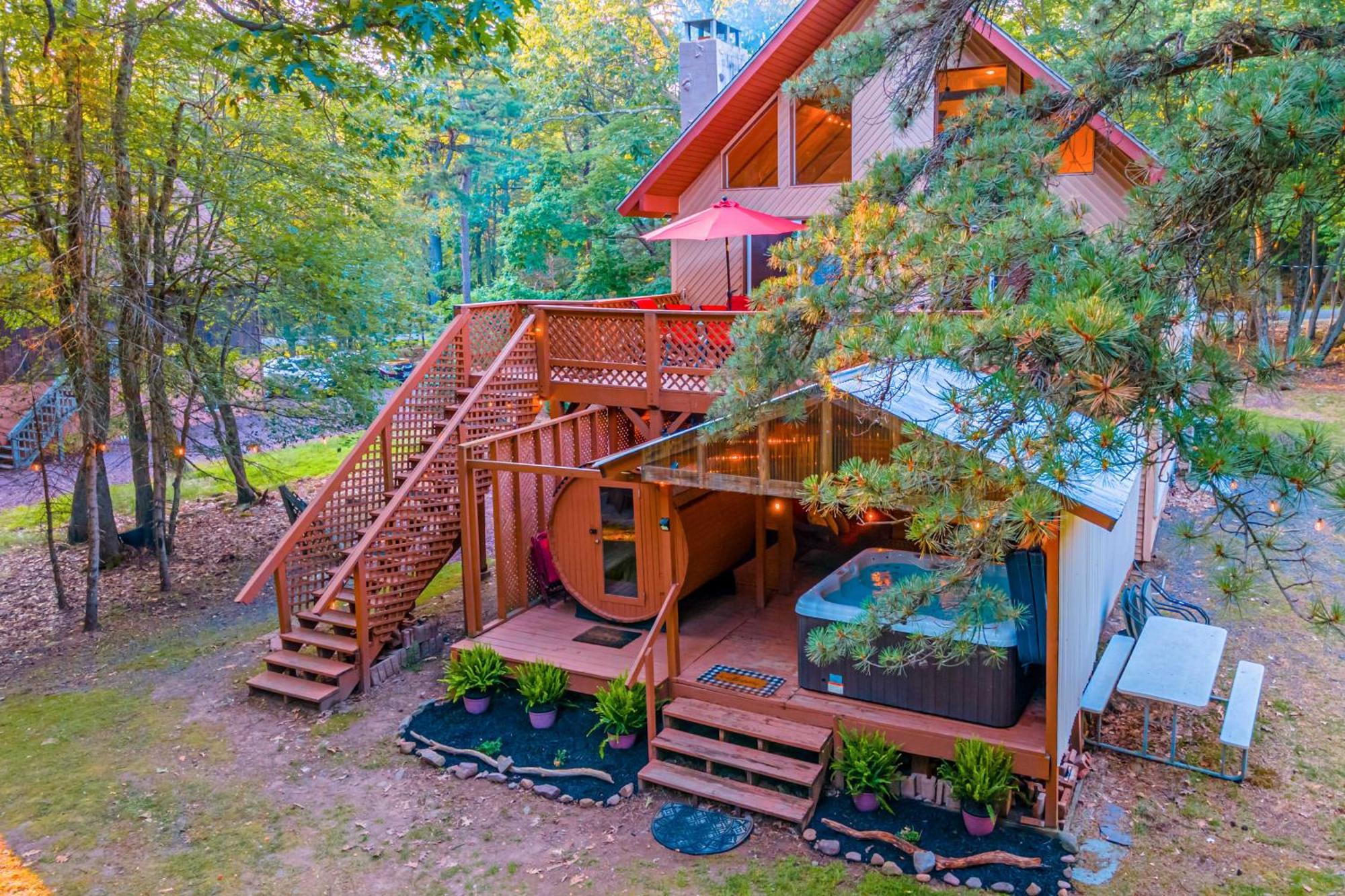 Poconos Ski Retreat With Sauna, Hot Tub, And Game Room Lake Harmony Extérieur photo