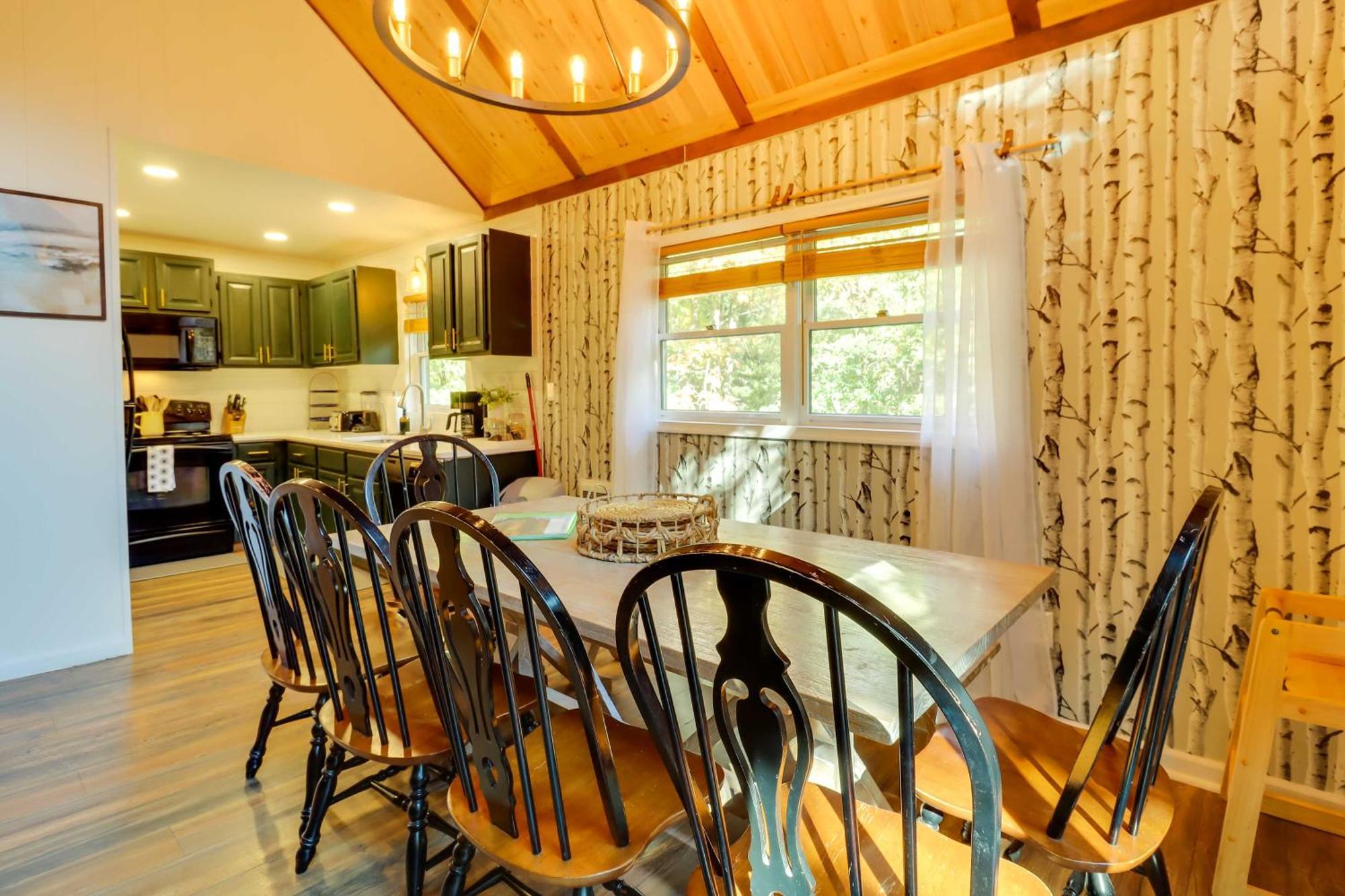 Poconos Ski Retreat With Sauna, Hot Tub, And Game Room Lake Harmony Extérieur photo
